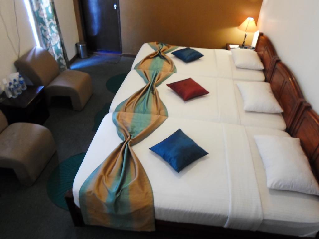 Binota Hotel Нувара-Элия Номер фото